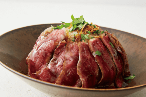 牛ステーキ丼 写真